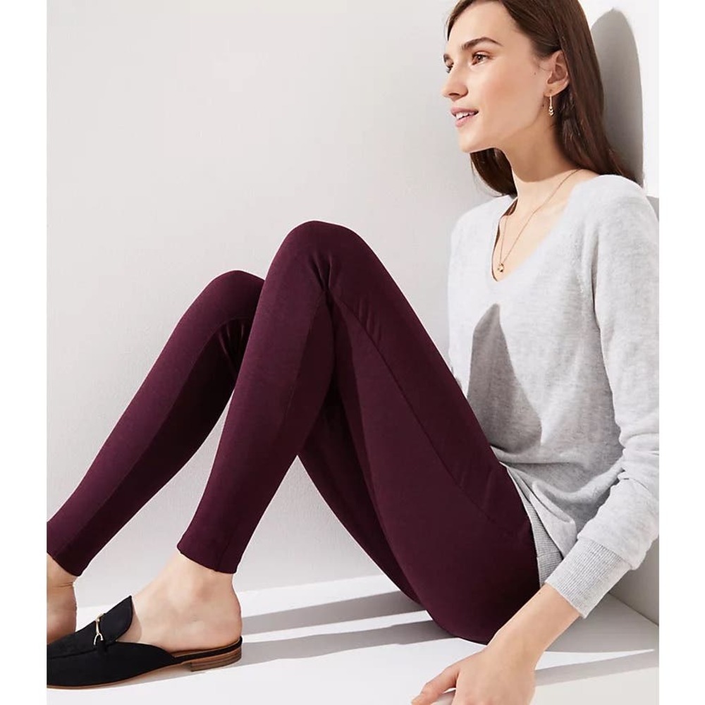 LOFT Leggings in Heathered Seamed Ponte Size Small Red Burgundy Stretch Classic